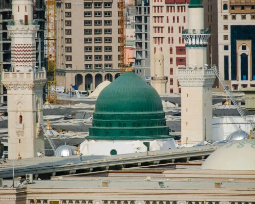 photo-1692566123227-0f68f1b9dac6